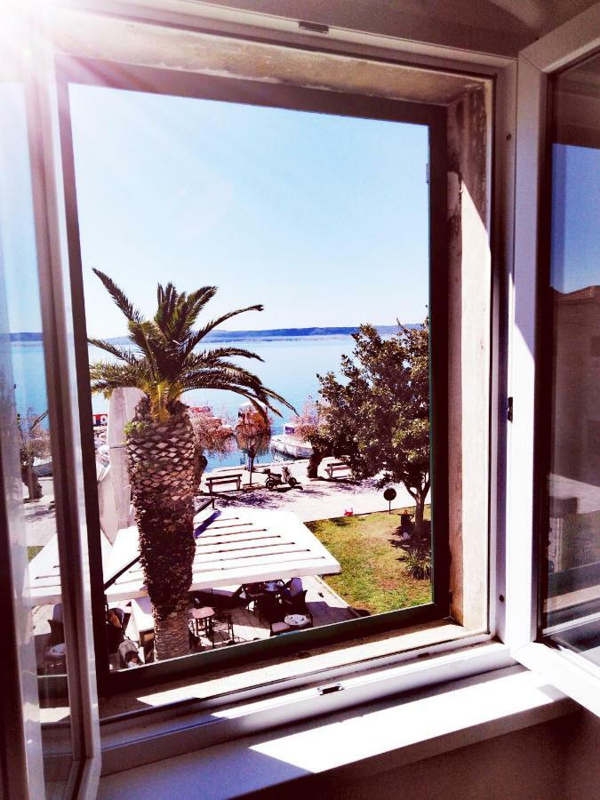 Apartments Nina Riva Kastela Exterior photo